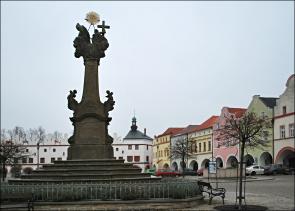 Socha Nesvětější trojice