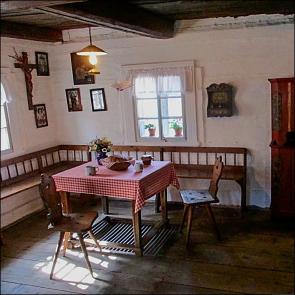 Hronov  rodní domek Aliose Jiráska